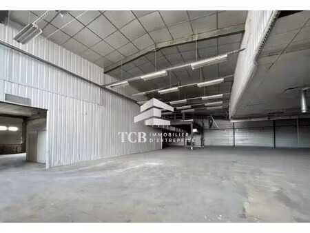 vente local d'activités 1 850 m²