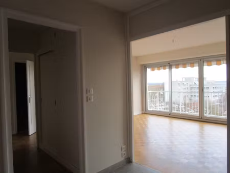 macon proche cité administrative - f4 spacieux - 85.52 m2