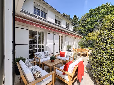 vente maison 6 pièces  230.00m²  carquefou