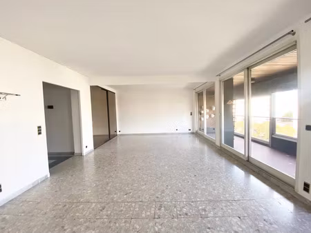 vente appartement 3 pièces 106m2 marseille 8eme (13008) - 473000 € - surface privée