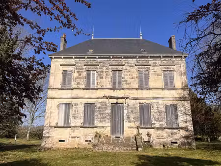 couqueques - chateau de 316 m²  à rénover  à 25 minutes des plages oceanes