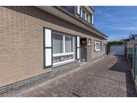 huis te koop in hekelgem met 2 slaapkamers