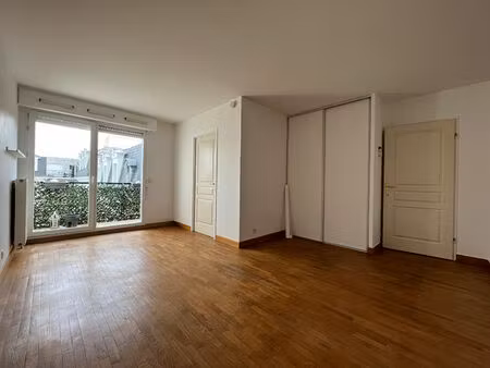 location appartement 1 pièce 31m²
