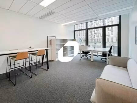 location bureaux 1 079 m²