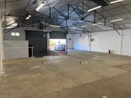 location local d’activités la rochette 77000 620m²