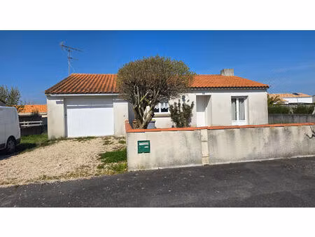 location maison 4 pièces  80.00m²  l'île