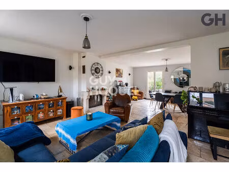 charmante maison avec sous-sol de 6 pieces ( environ 138m²) à soisy-sur-seine