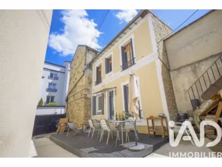 maison à nanterre (92000)