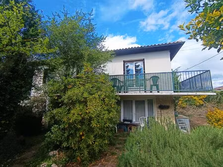 maison sur sous sol à deux pas des commerces