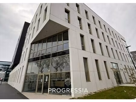 location bureaux 13 m²