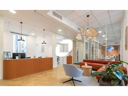 location bureaux 150 m² à 334 m²