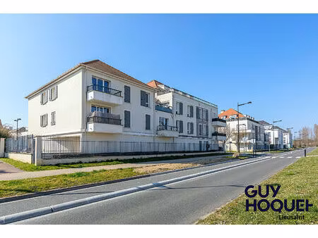 à vendre : appartement 3 pièces à saint pierre du perray - exclusivité guy hoquet
