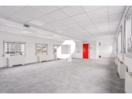 location bureaux 104 m²