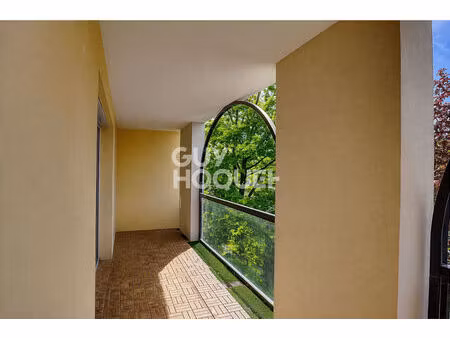 appartement 4 pièces à vendre à bron - quartier la pagère