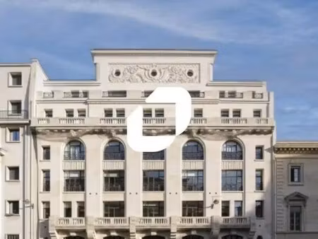 location bureaux 4 761 m²