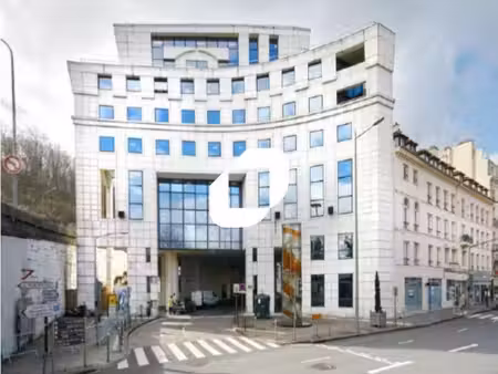 location bureaux 36m² à 1262m²