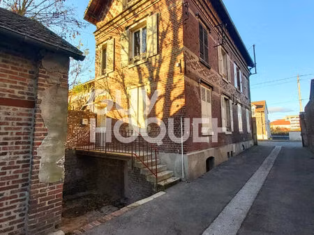 en vente : maison en briques - compiegne