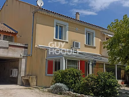 vacqueyras : maison de ville f4 (132 m²) à louer