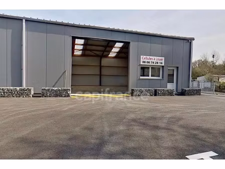 local professionnel à louer lantic 1 pièce(s) 181m2 906€/mois ht/hc