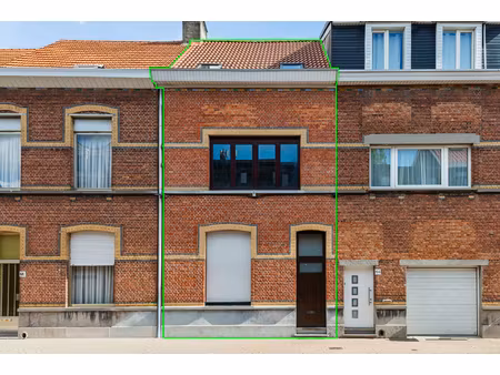 huis te koop in merksem met 4 slaapkamers