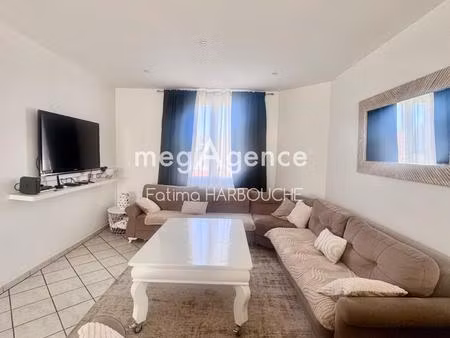 maison familiale dans un secteur calme