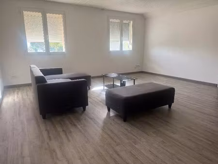 location appartement 4 pièces 90 m² à le taillan-médoc (33320)
