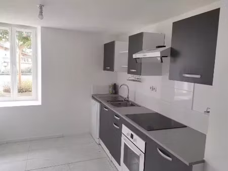 location maison 3 pièces 70 m² à fronsac (33126)