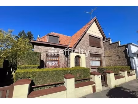 maison 6 pièces - 135 m²