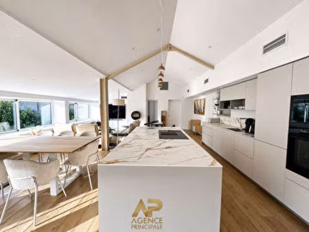 maison de standing avec piscine - 5 pièces - châtelaillon-plage / les boucholeurs