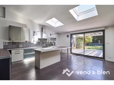 vente appartement 5 pièces 120m2 reims 51100 - 387000 € - surface privée