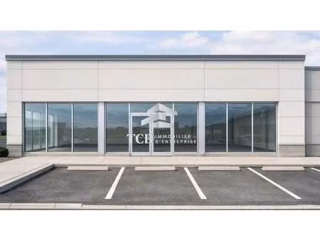 location commerce orvault 44700 230m²