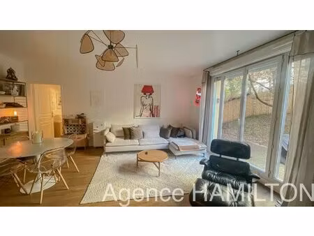 garches mairie  beau t4 occupé avec parking  terrasse et jardin