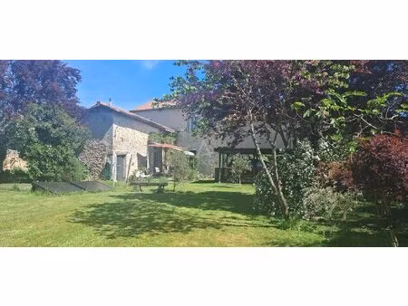maison en pierre