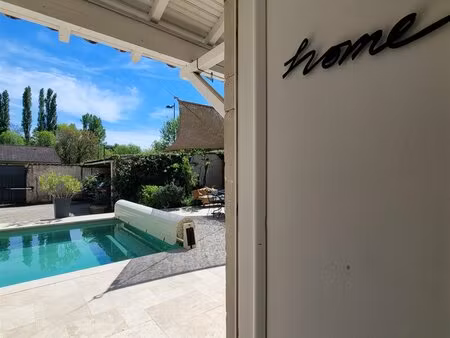 corps de ferme rénové t7 220m2 piscine- terrain 1000m2