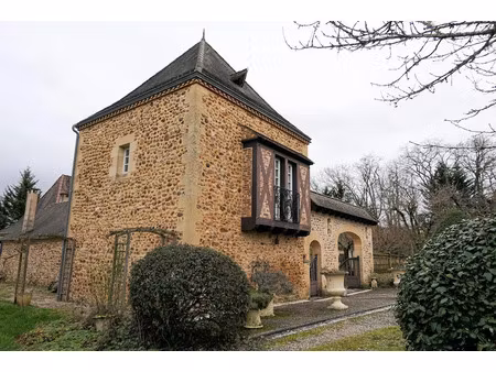 vente maison 8 pièces 200 m² à lacropte (24380)  440 000 €