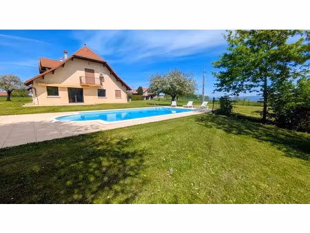 vente maison 6 pièces 200 m² à les abrets (38490)  469 000 €