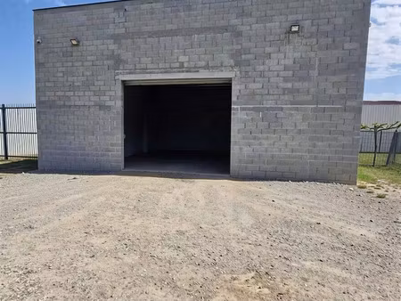 vente commerce 2 pièces 300 m² poucharramet (31370)