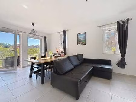 magnifique rez-de-chaussée 2 chambres à erpent !