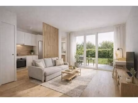 opportunité rare ! studio 27 m² avec grand extérieur + parking ! proche rer et centre vill