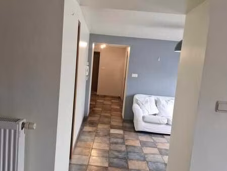 appartement 3 ch. à louer à viroinval  epc b