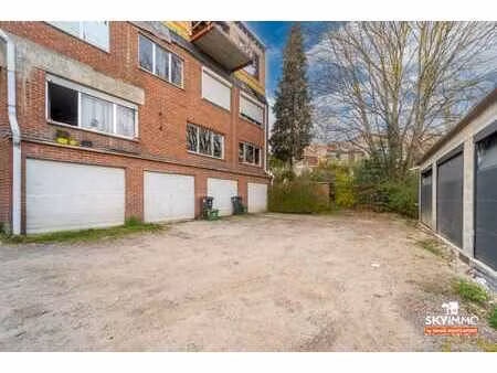 garages à vendre – quartier calme et sécurisé