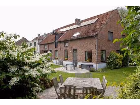 maison authentique de 4 chambres à bertem