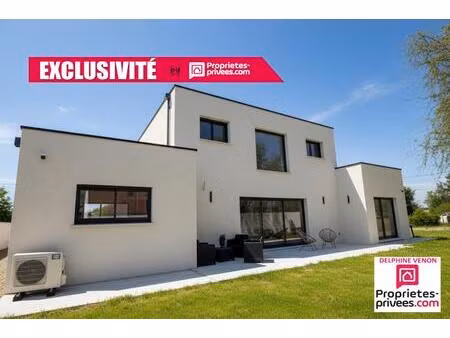 exclusivité - maison contemporaine classe énergie a avec de belles prestations à chateaune