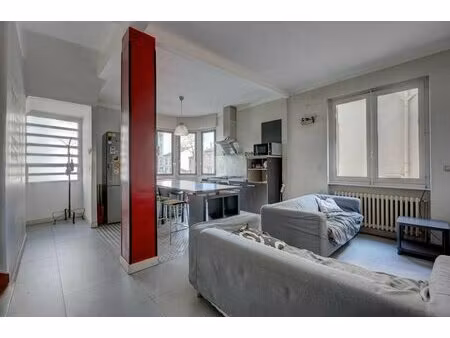 charmante maison à lyon  5 chambres  114 m²