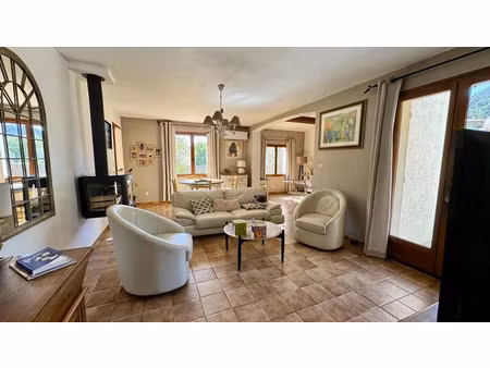 vente maison 8 pièces 164 m² à sollies-pont (83210)  655 000 €