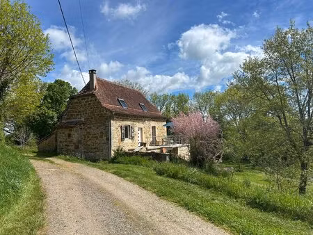 maison rénovée sur 5740 m2 de terrain