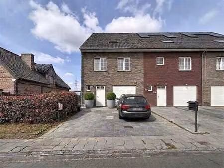 la maison parfaite pour une grande famille !!!