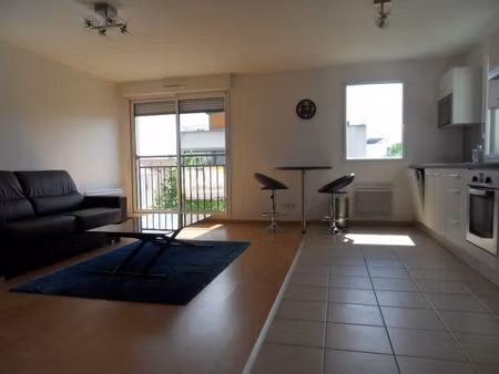 appartement 2 pieces (48 m2) meuble compiegne