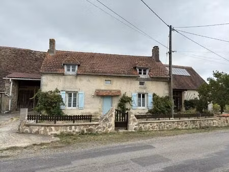 maison rénovée avec gîte séparé de 3 chambres et piscine !!