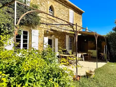vente maison 7 pièces 208 m² à châteauneuf-du-pape (84230)  535 000 €